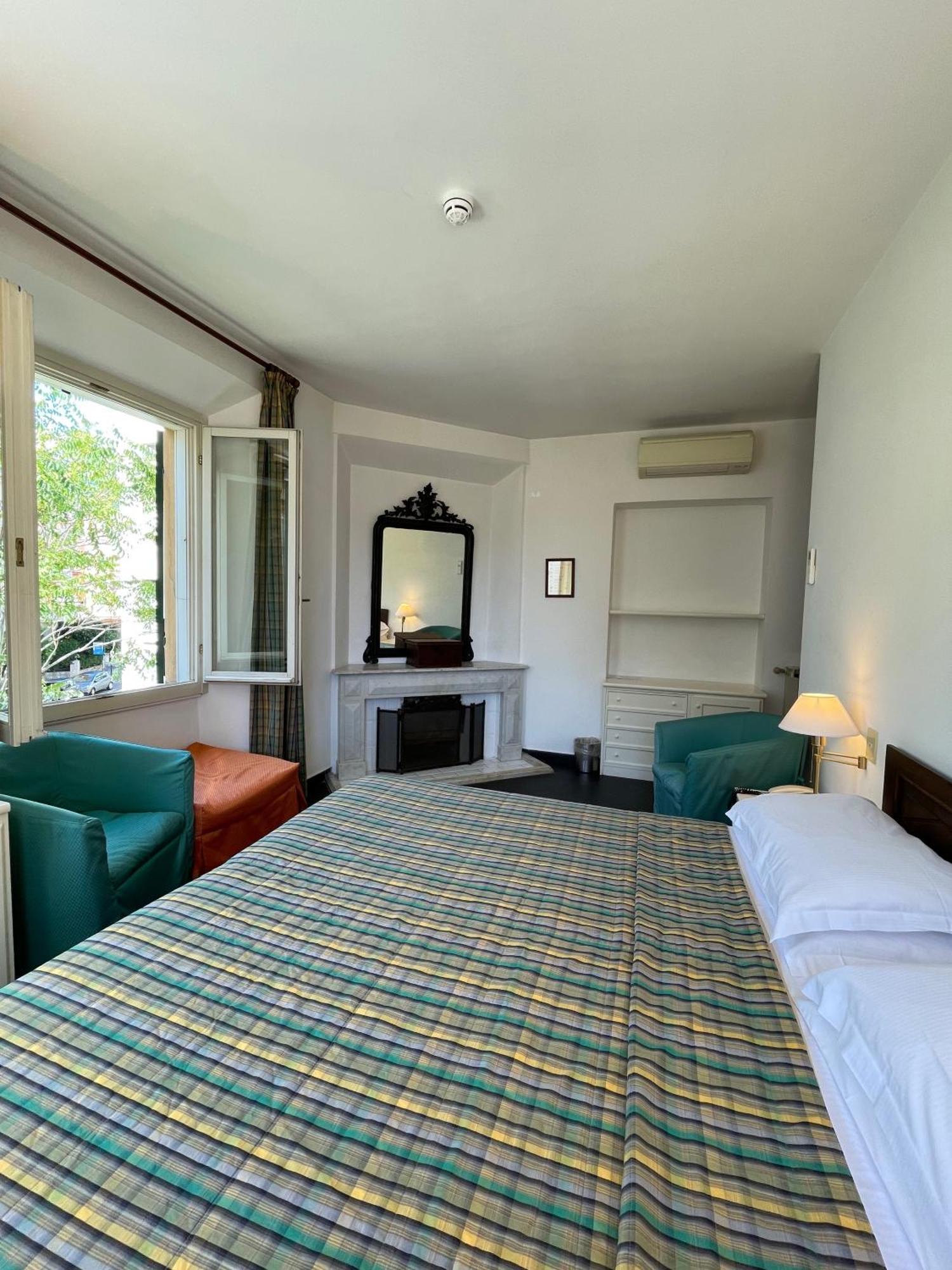 Hotel Beau Rivage Alassio Exterior photo